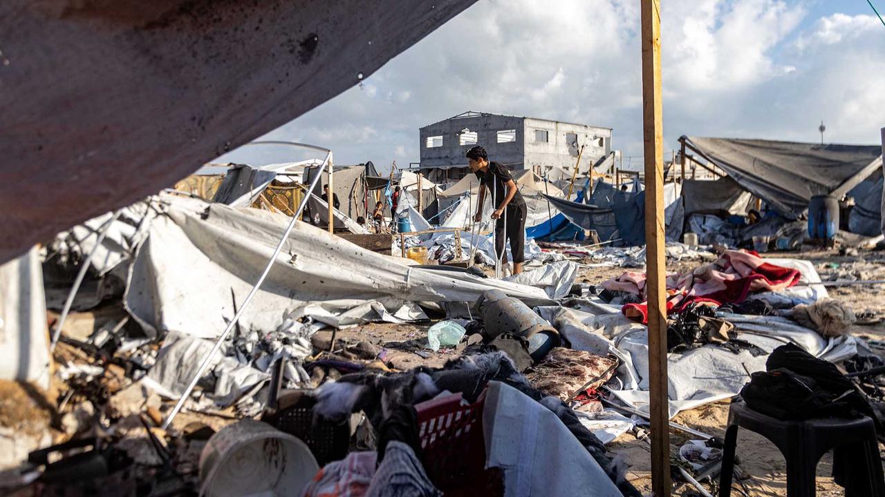 FOTO: Tak Ada Tempat Aman di Gaza, Tenda Pengungsi Kembali Jadi Sasaran Serangan Udara Israel