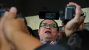 Razman Arif Nasution, kuasa hukum Sutan Bhatoegana, mendatangi Gedung KPK, Jakarta, Kamis (5/3/2015). Kedatangannya untuk meminta penangguhan penahanan Sutan selama proses praperadilan di PN Jakarta Selatan berlangsung. (Liputan6.com/Faisal R Syam)