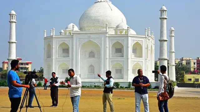 pengusaha India bangun replika Taj Mahal sebagai hadiah untuk istrinya