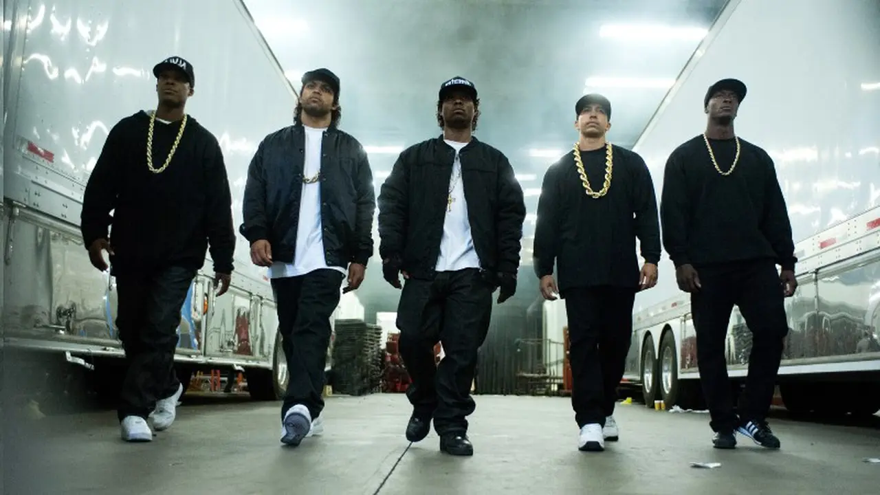 [Bintang] Straight Outta Compton