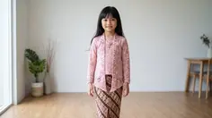 Setelan Kebaya Anak untuk Kondangan, Bikin Gaya Si Kecil Makin Anggun