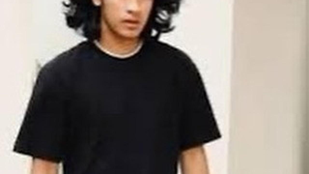 6 Potret Kemiripan Abidzar Al Ghifari dengan Mendiang Ustaz Jefri Al Buchori