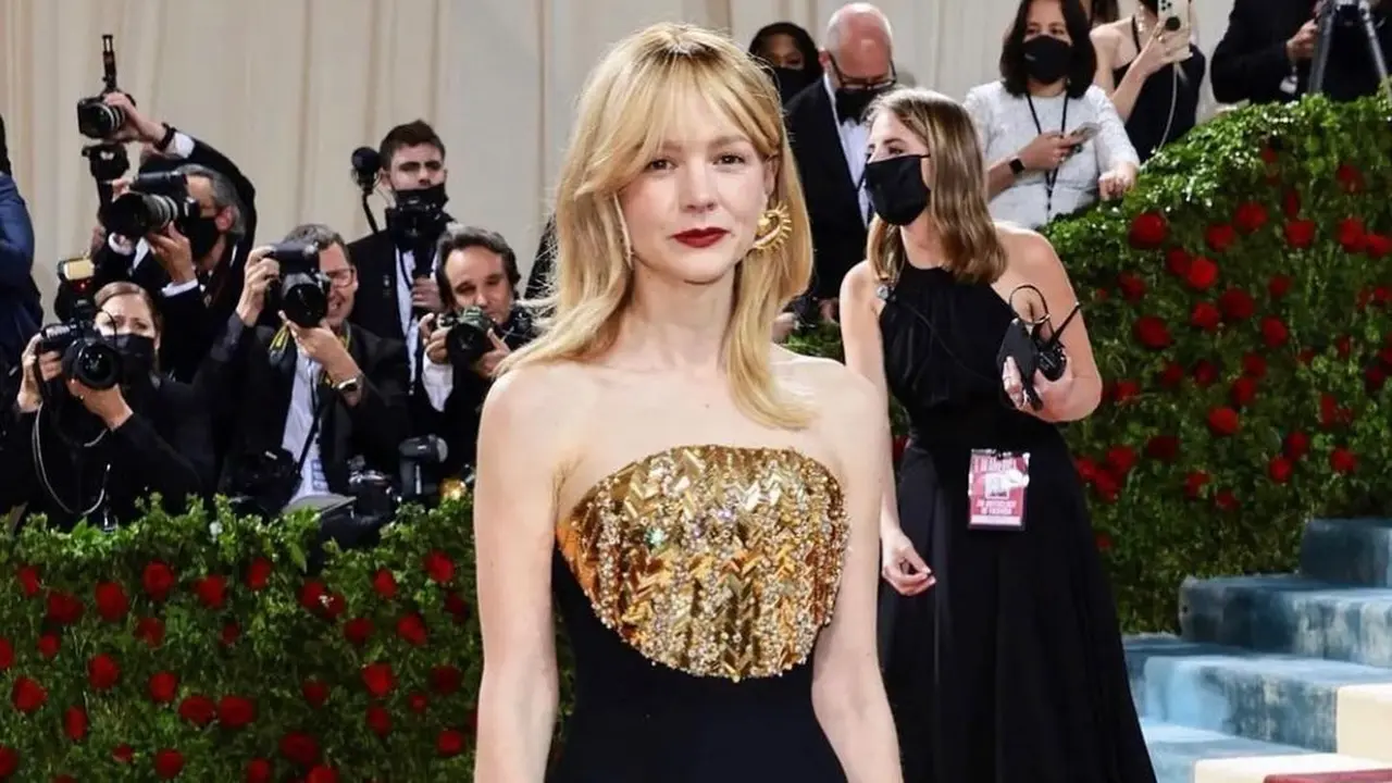 Penampilan Carey Mulligan di Met Gala 2022