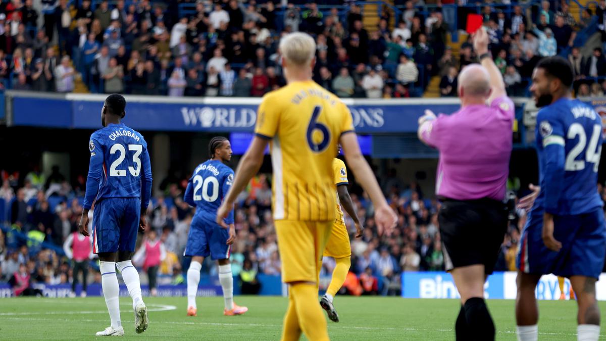 Kartu Merah Konyol Hancurkan Chelsea: Enzo Maresca Frustrasi, Peringatkan Pemain Berhenti Buat Kesalahan Fatal