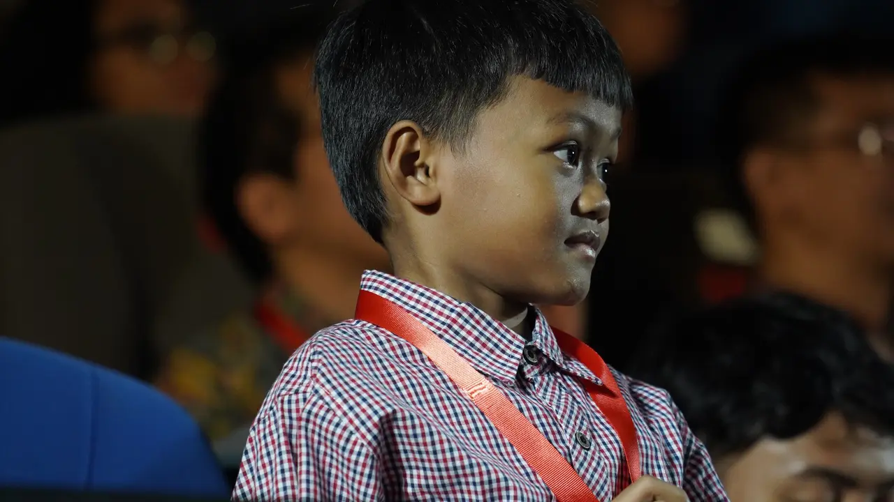 Dua anak Indonesia, Mahameru dan Nicholas, raih prestasi dunia di sepatu roda dan matematika berkat dukungan orang tua sejak dini. (Foto: Istimewa)