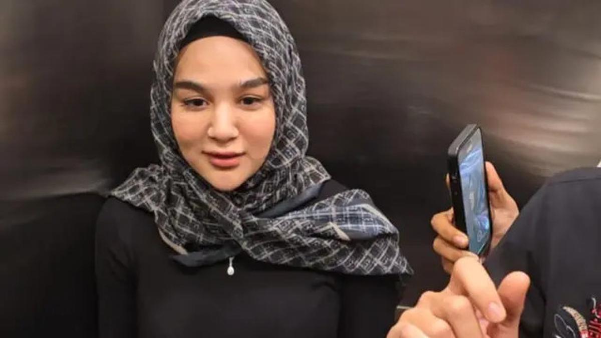 Profil Hana Hanifah, Artis FTV yang Diduga Terima Dana Korupsi DPRD Riau