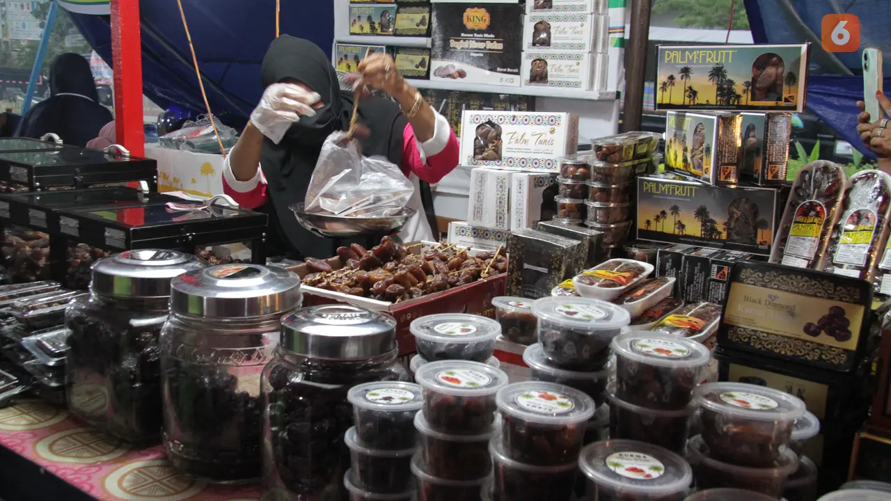 Pedagang Kurma