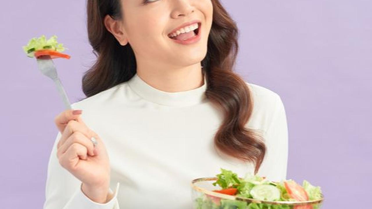 Konsumsi Makanan Bernutrisi Tinggi untuk Kesehatan Rambut<br>