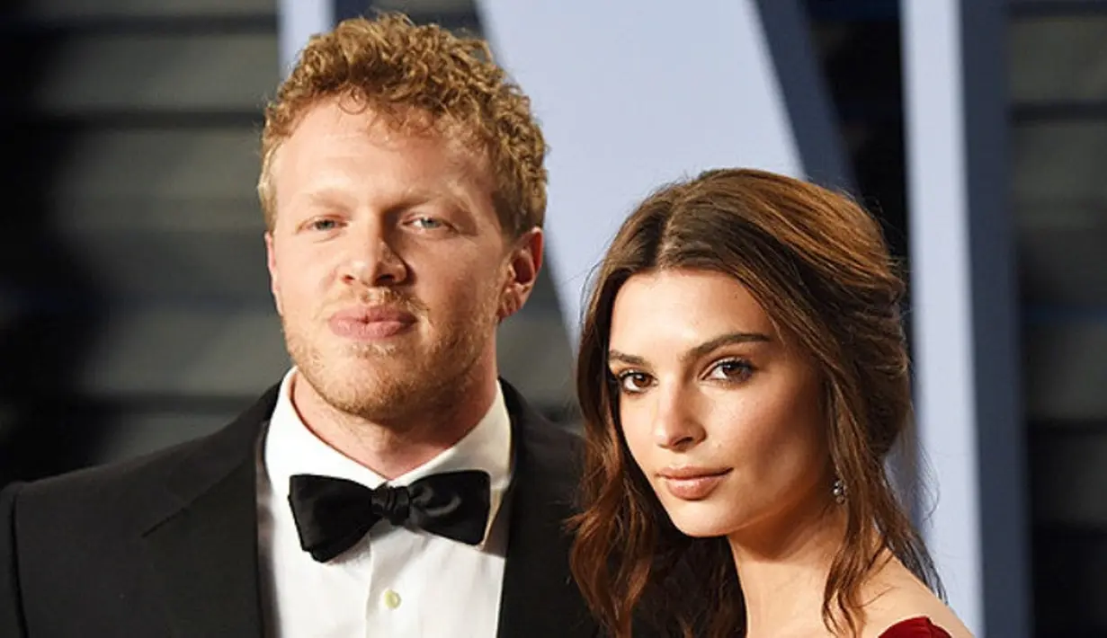 Dikabarkan hal tersebut membuat EmRata benar-benar marah. (REX-SHUTTERSTOCK-Hollywood Life)