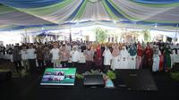 Anggota Dewan Komisioner OJK Bidang Edukasi dan Perlindungan Konsumen, Friderica Widyasari Dewi dalam Perayaan Hari Santri Nasional. (Dok OJK)
