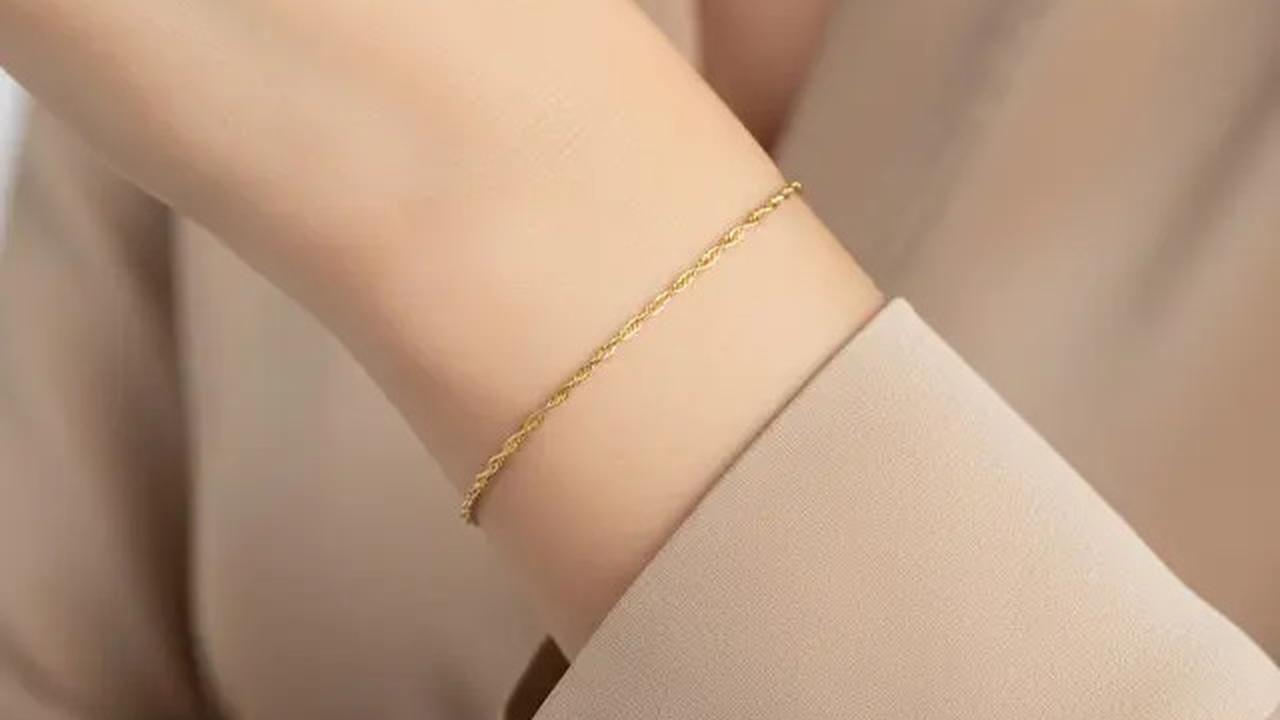 7 Rekomendasi Gelang Rantai Emas Tipis 1 Gram, Simple tapi Mewah