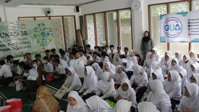 Komunitas GUA Gelar Edukasi 3R di MTs Yaspina Tangsel
