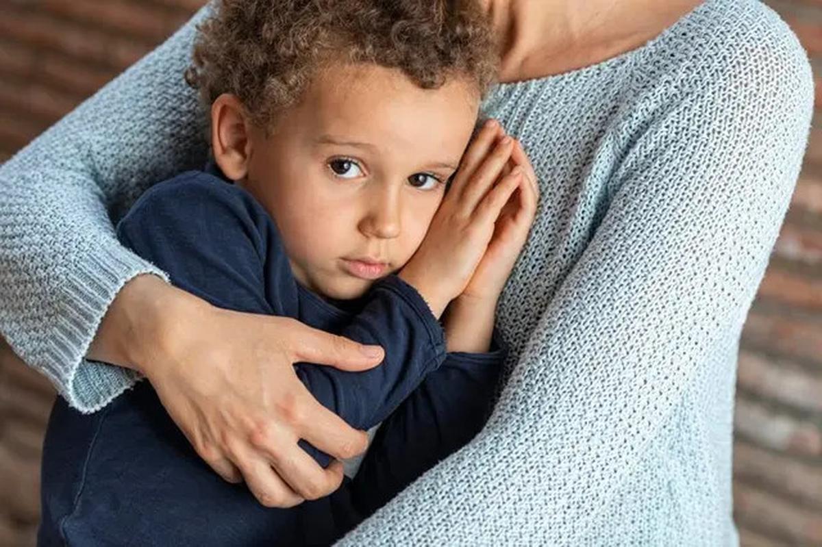 Cara Menyikapi Balita yang Suka Memukul, Tips Parenting Cerdas Orang Tua
