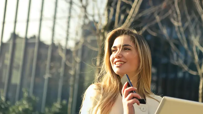 Ilustrasi wanita karier