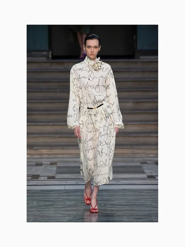 Instagram @ victoriabeckham