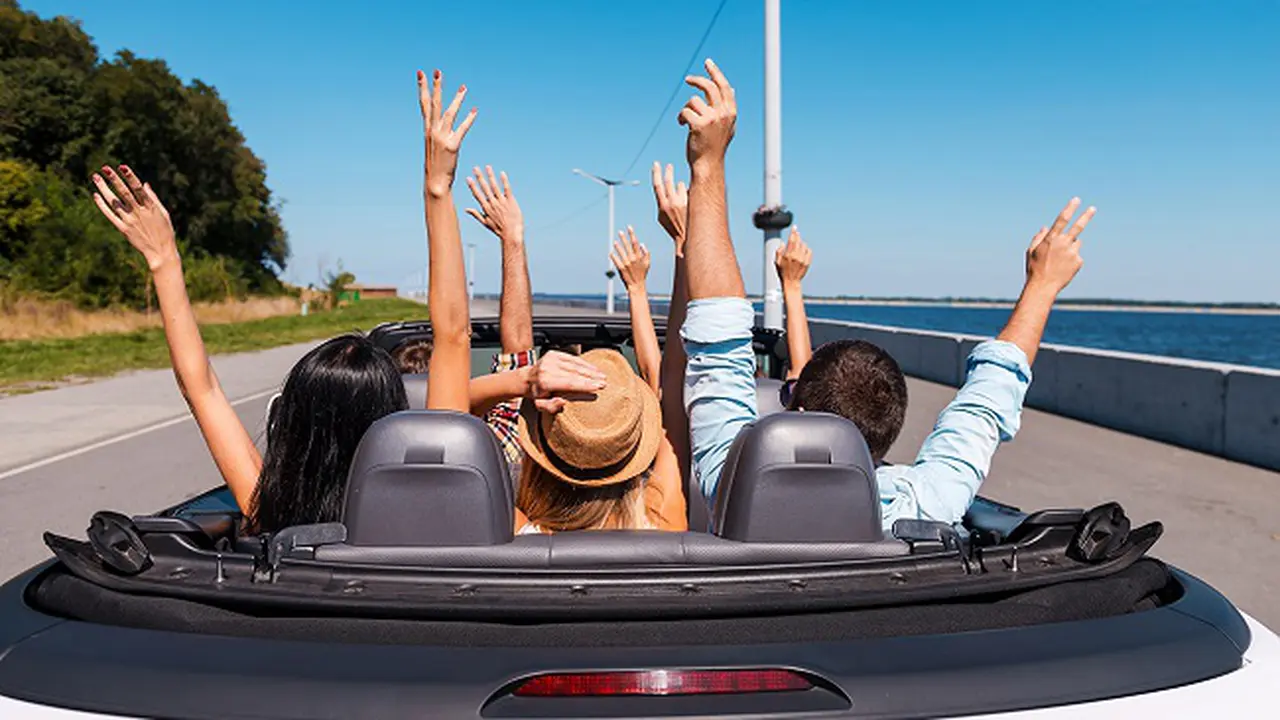 5 tips sewa mobil saat liburan di luar negeri
