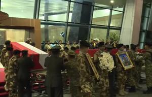 Tiga Jenazah Prajurit TNI yang Tewas di Lebanon. (Liputan6.com/Pramita)