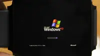 Bennett mengaku menggunakan sofware Bosh Emulator untuk mengintegrasikan Windows XP di LG G Watch.