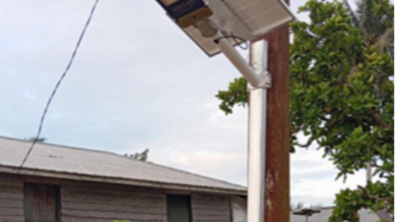 lampu jalan pakai solar cell