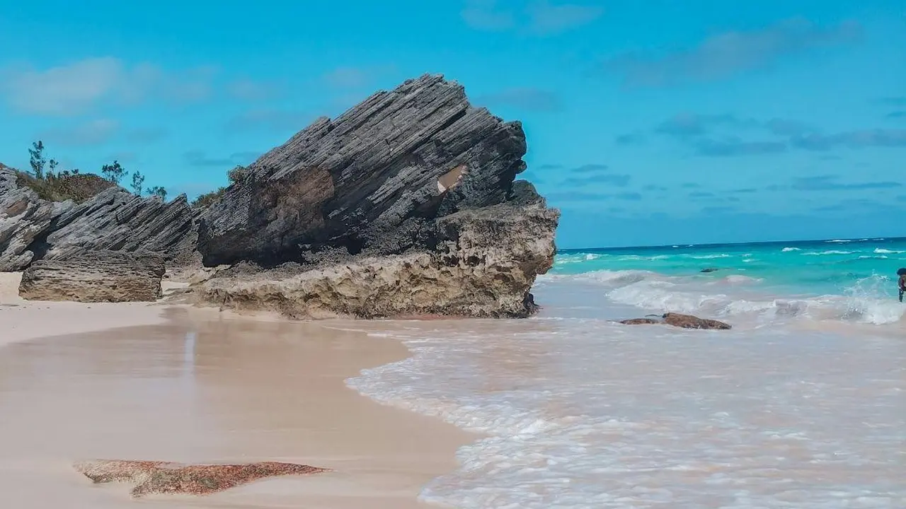25 Ocean Quotes That Will Transport You Below the Sea