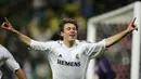 Antonio Cassano - Kehebatan Cassano bersama AS Roma membuat Real Madrid tertarik memboyongnya pada 2006. Namun sayangnya, Cassano hanya mampu bertahan semusim saja kemudian dia dikembalikan ke Italia bersama Sampdoria sebagai pemain pinjaman. (AFP/Philippe Desmazes)