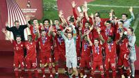Bayern Munchen berhasil mendapatkan gelar pertamanya di tahun 2021 ini. Pada Jumat (12/2/2021) dinihari tadi, pasukan Hansi Flick tersebut berhasil menjuarai Piala Dunia Antarklub 2020 dengan mengalahkan Tigres di partai final. (Foto: AP)