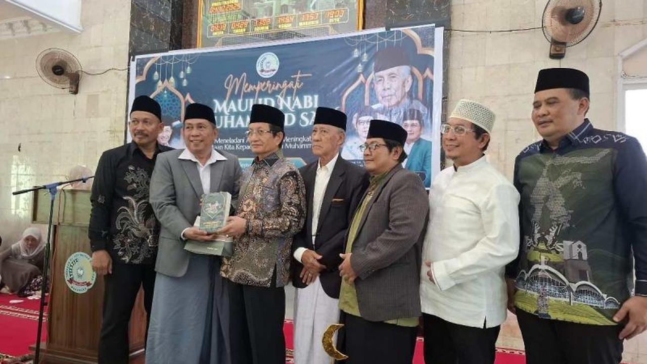 Menag Ajak Teladani KH Sanusi Baco, Ulama Pendiri Pesantren NU yang Disayangi Semua Kalangan
