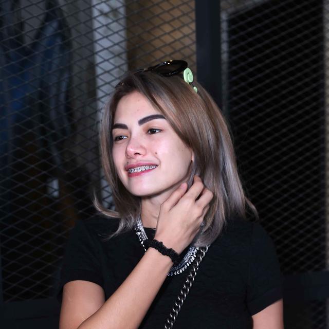 Rambut Nikita Mirzani Terkini - foto candid kekinian