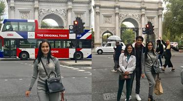 Iis Dahlia dan kedua anaknya saat sedang jalan-jalan menyusuri sudut kota London.