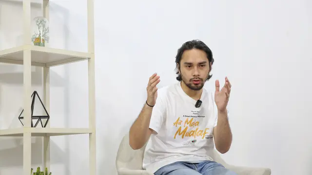 Achmad Megantara.