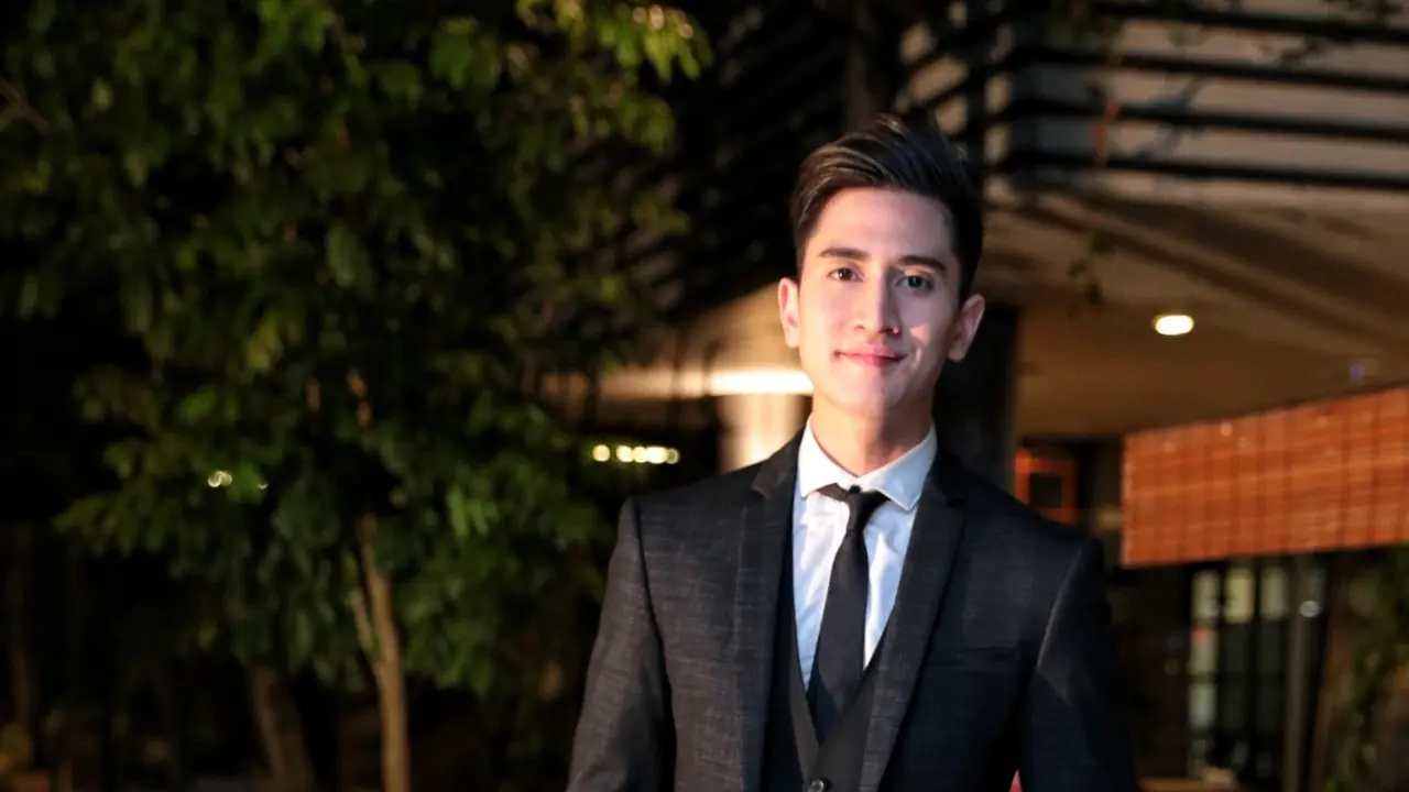 [Bintang] Verrell Bramasta Cover Lagu Surat Cinta untuk Starla