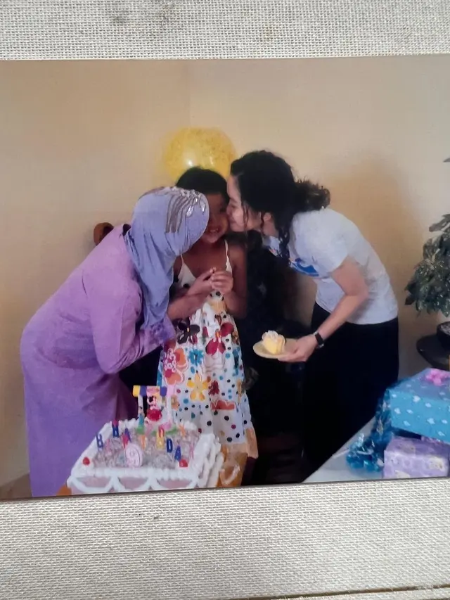 6 Potret Lawas Ultah ke-9 Permesta Dhyaz, Gaya Farida Nurhan Bikin Salah Fokus
