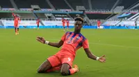 Liga Italia: Tammy Abraham Resmi Gabung AS Roma, Sepakati Kontrak 5 Tahun