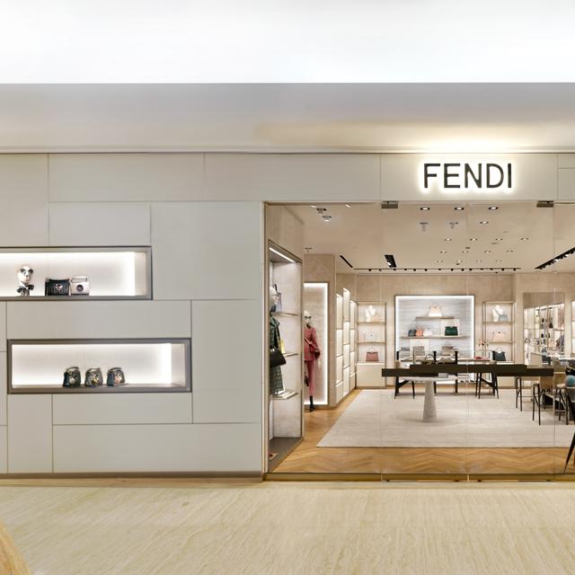 roma menjadi inspirasi butik fendi