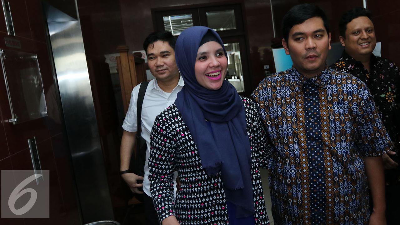 Indra Bekti dan istri, Aldilla Jelita
