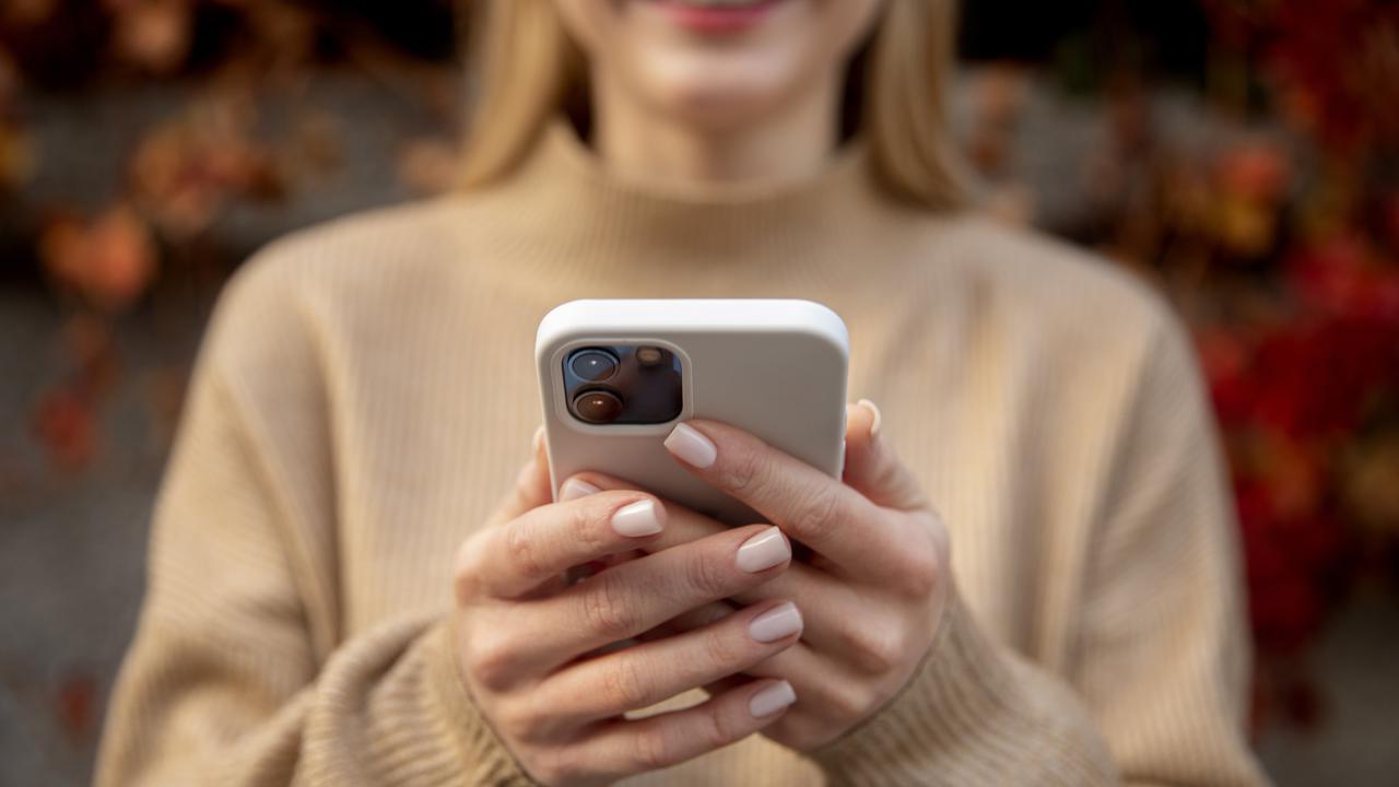 Mengetik dengan mudah dan cepat dengan iPhone