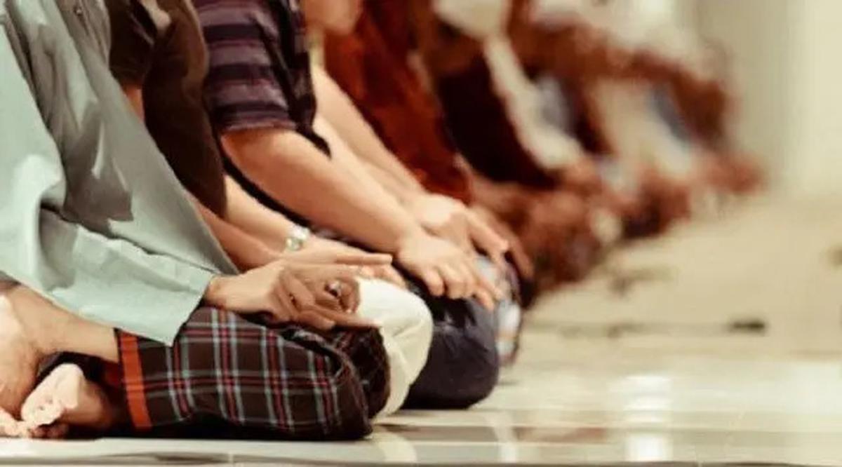 Apakah Shalat Tarawih Pakai Doa Iftitah? Ini Penjelasan Ulama dan Dalilnya
