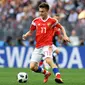Gelandang Rusia di Piala Dunia 2018, Aleksandr Golovin. (Patrik STOLLARZ / AFP).