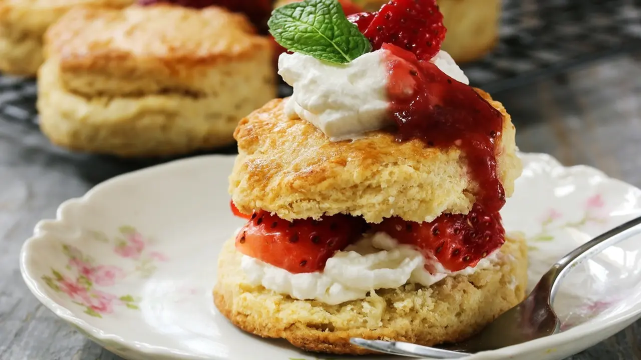 cake stroberi