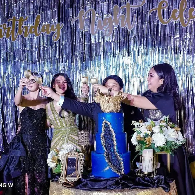 Citra Anidya rayakan ulang tahun adik (Instagram @ncit90)