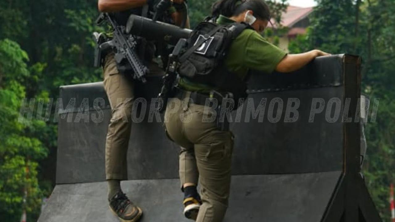 Sosok Bripda Stefanie Sinaga, Satu-Satunya Polwan Taklukan Brimob Challange Saingannya Para Polisi