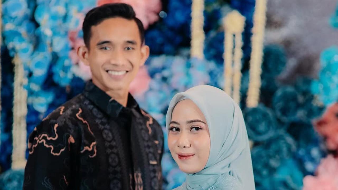Pemain Timnas Indonesia Rizky Ridho Resmi Bertunangan dengan Sang Kekasih, Skuad Garuda Ramai Beri Ucapan