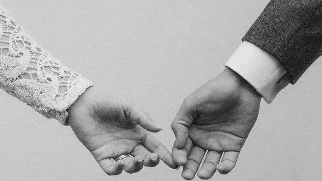 Ketahui 5 Tanda Pria yang Mencintaimu dengan Tulus dan Dalam, Bantu untuk Memulai Hubungan