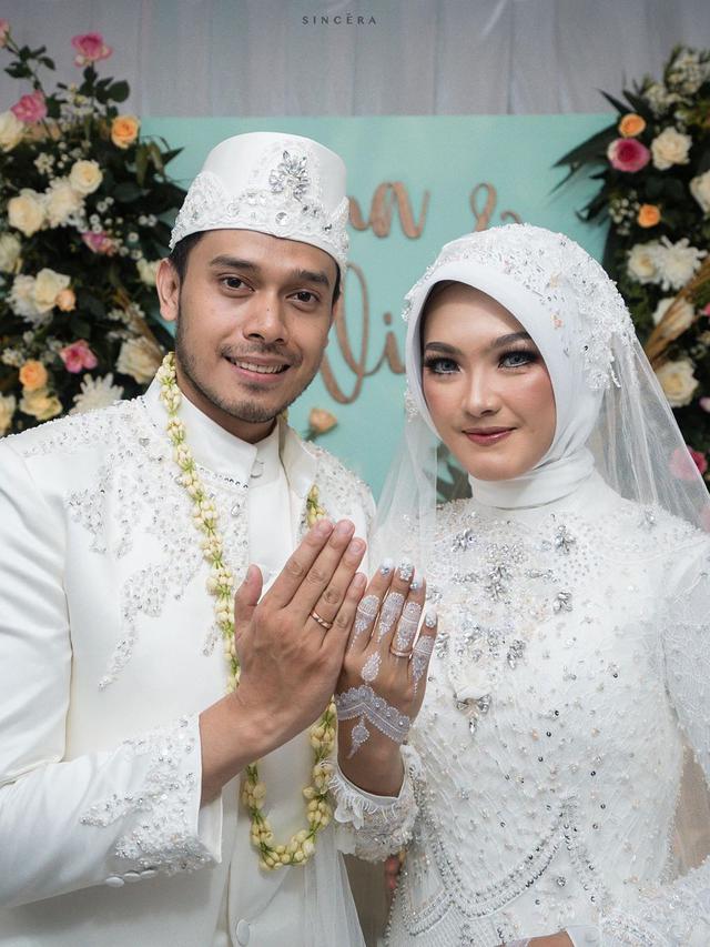 6 Momen Pernikahan Ana Riana 'Rinjani TOP', Penuh Kebahagiaan