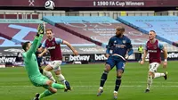 Arsenal bermain imbang 3-3 kontra West Ham United pada laga pekan ke-29 Premier League di London Stadium, Minggu (21/3/2021) malam WIB. (JUSTIN TALLIS / POOL / AFP)