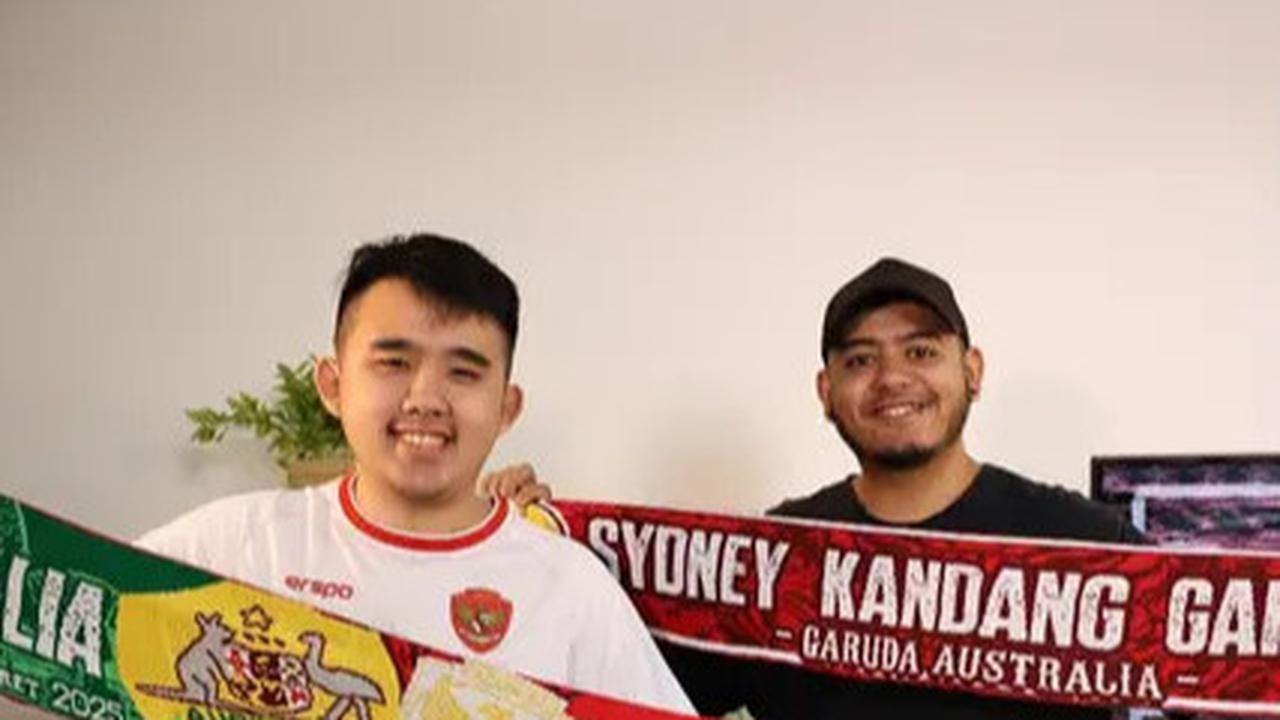 Abang Skena Senyam-senyum, Momen Kocak Jackson Irvine Tiba di Bandara Sydney Malah Bertemu Suporter Timnas Indonesia
