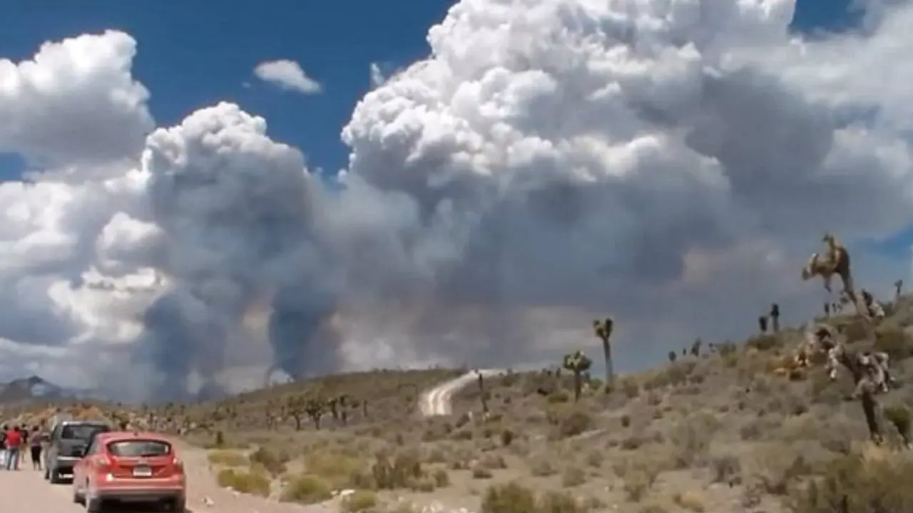 Misteri Asap Mengepul di Area 51 