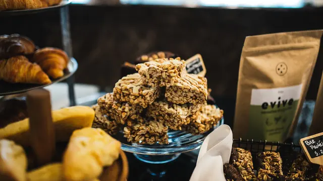 Ilustrasi granola bar