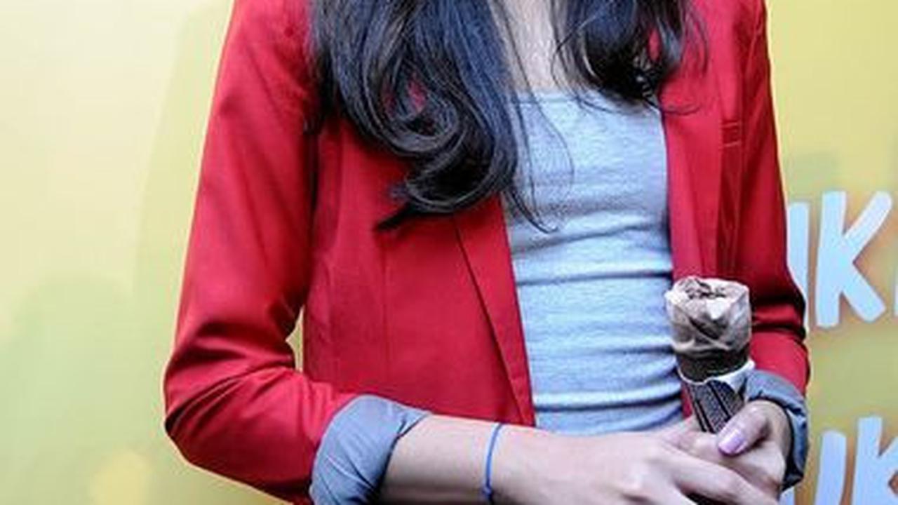 Tampilan Terbaru Mikha Tambayong sebagai Staf Menteri Pemuda Olahraga, Jangan Heran Melihat Besarnya Gajinya!