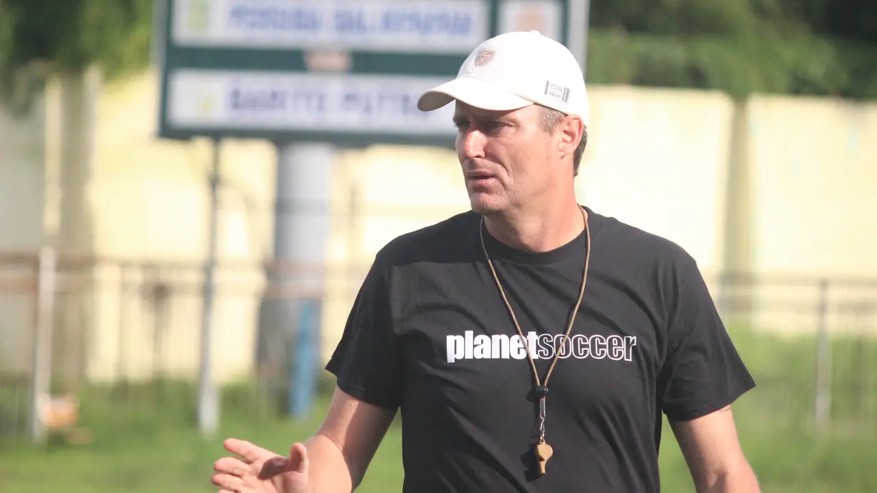 Pelatih Persiba, Timo Scheunemann (Liputan6.com / Abelda Gunawan)